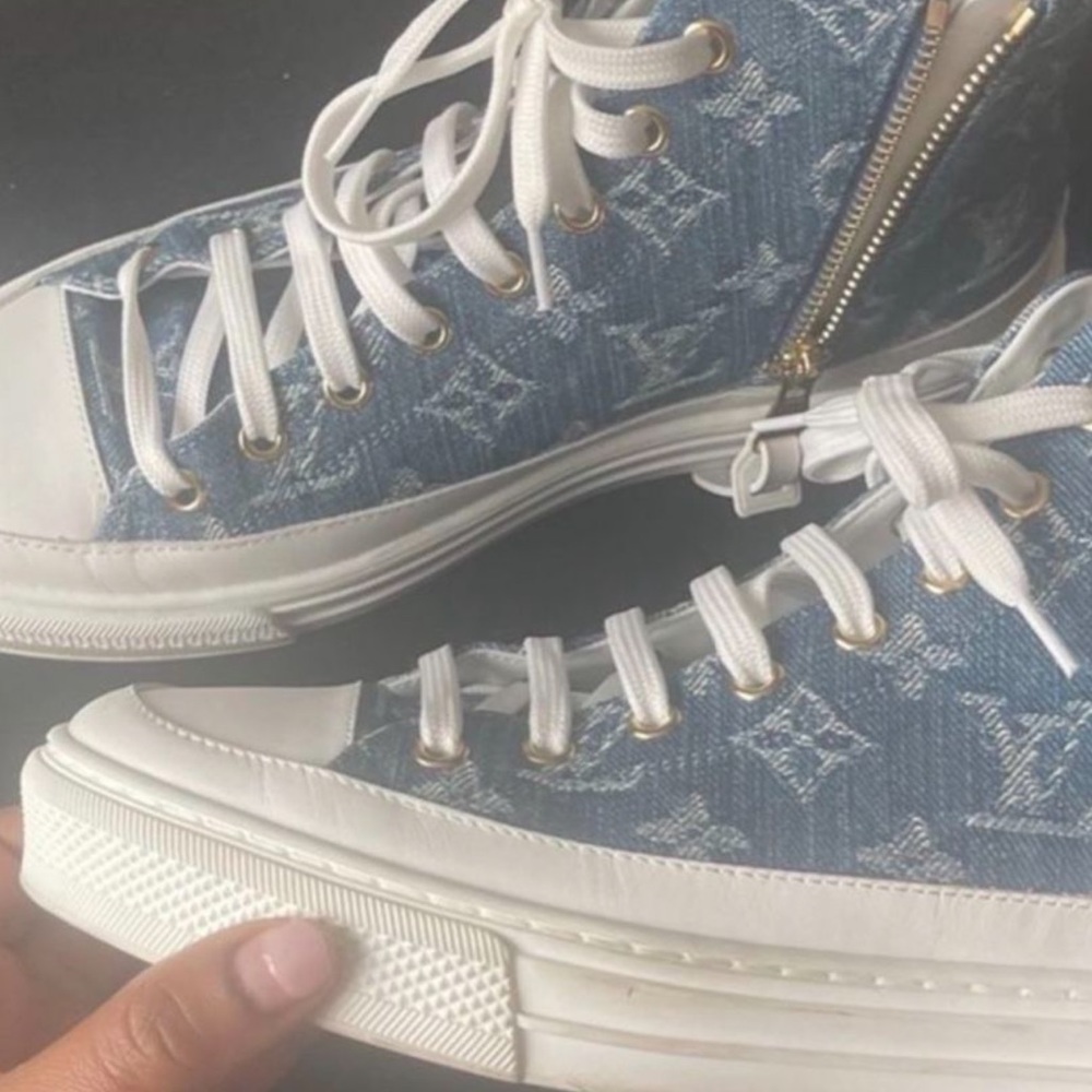 Lv sneakers